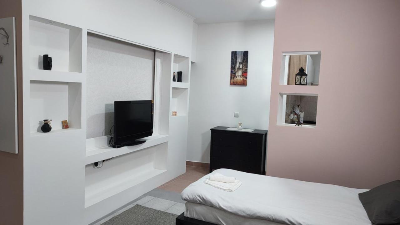 Airport Apartment Air Surcin Exterior photo