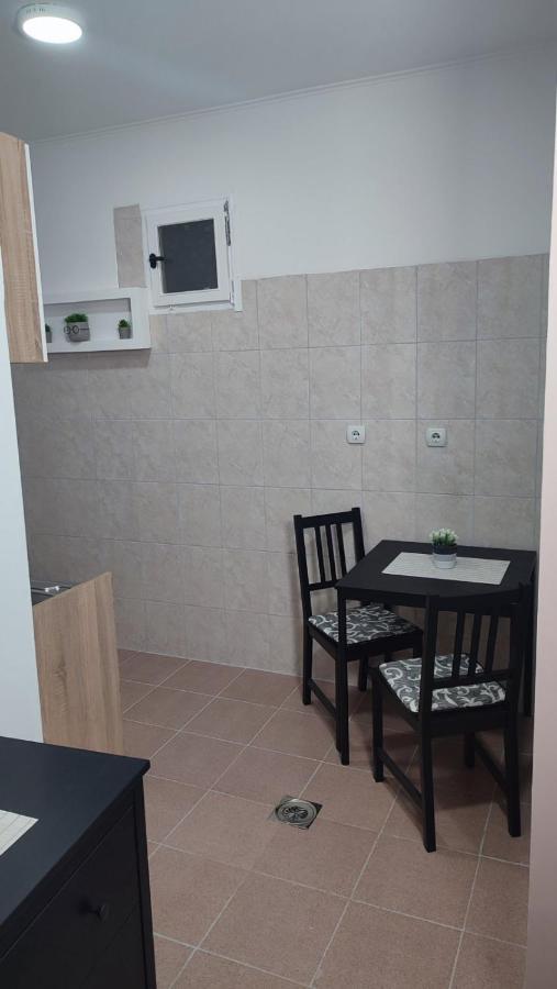 Airport Apartment Air Surcin Exterior photo